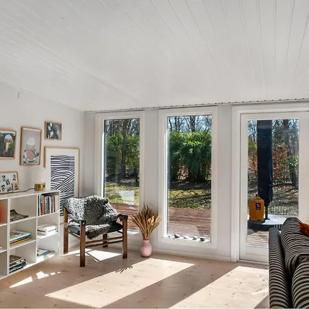 4 Bedroom In