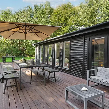 4 Bedroom Awesome In Holiday home